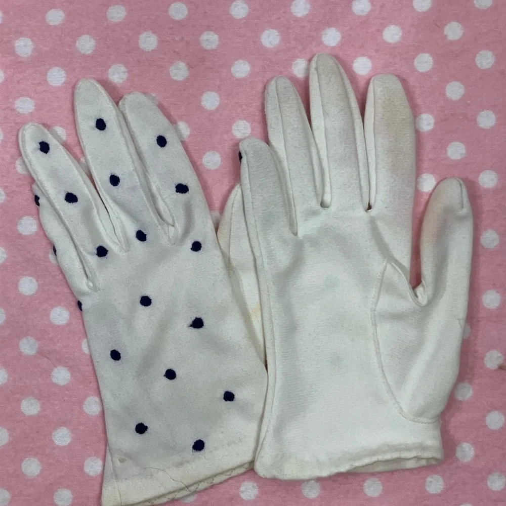 Polka Dot Gloves
